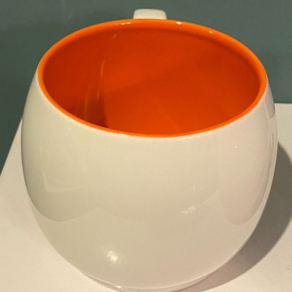 Pair of Crate & Barrel Stackable Mugs Cups - Picture 4 of 8